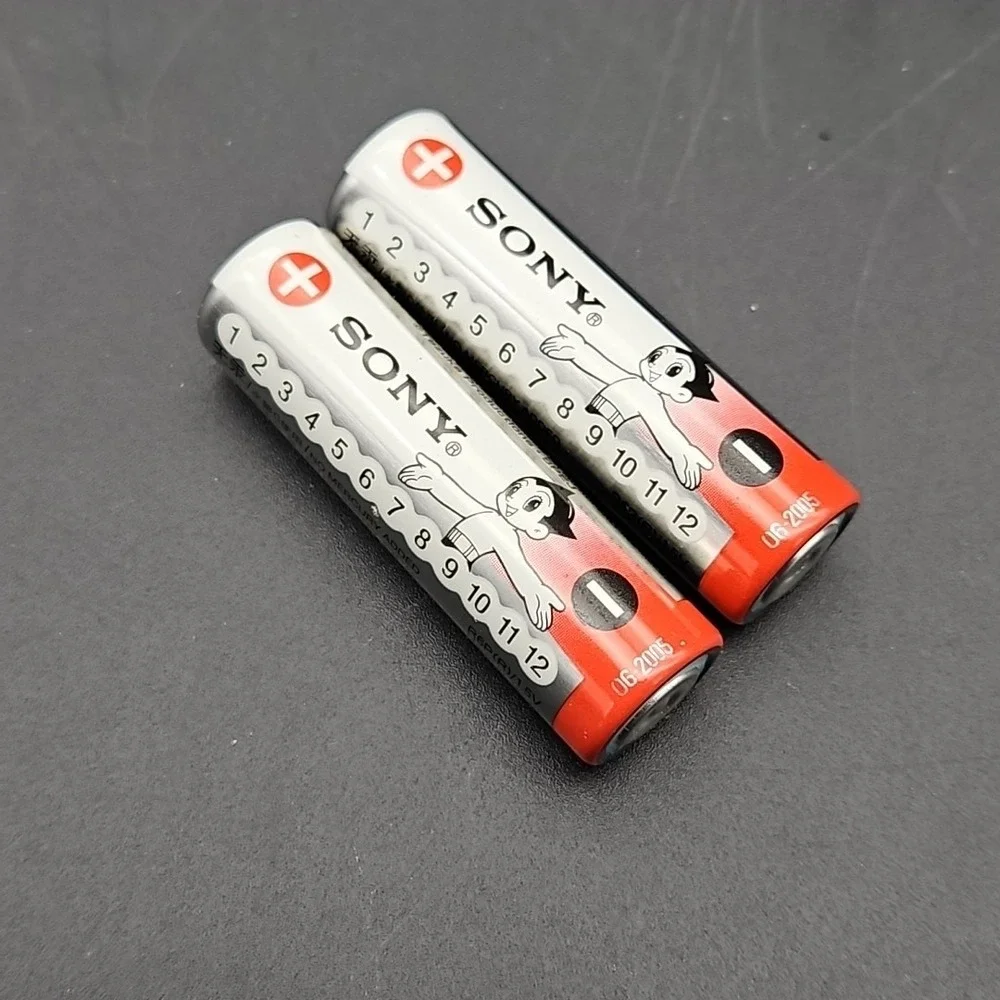 2 Vintage Sony Astro Boy AA Batteries‎ R6P(R)/1.5V Rare Collectible Not Working